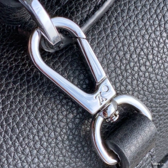 VUITTON EVER BB LOCKME LOUIS 0725